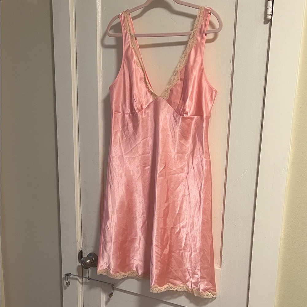 Victoria’s Secret Y2K Pink Lace Trim Nightgown